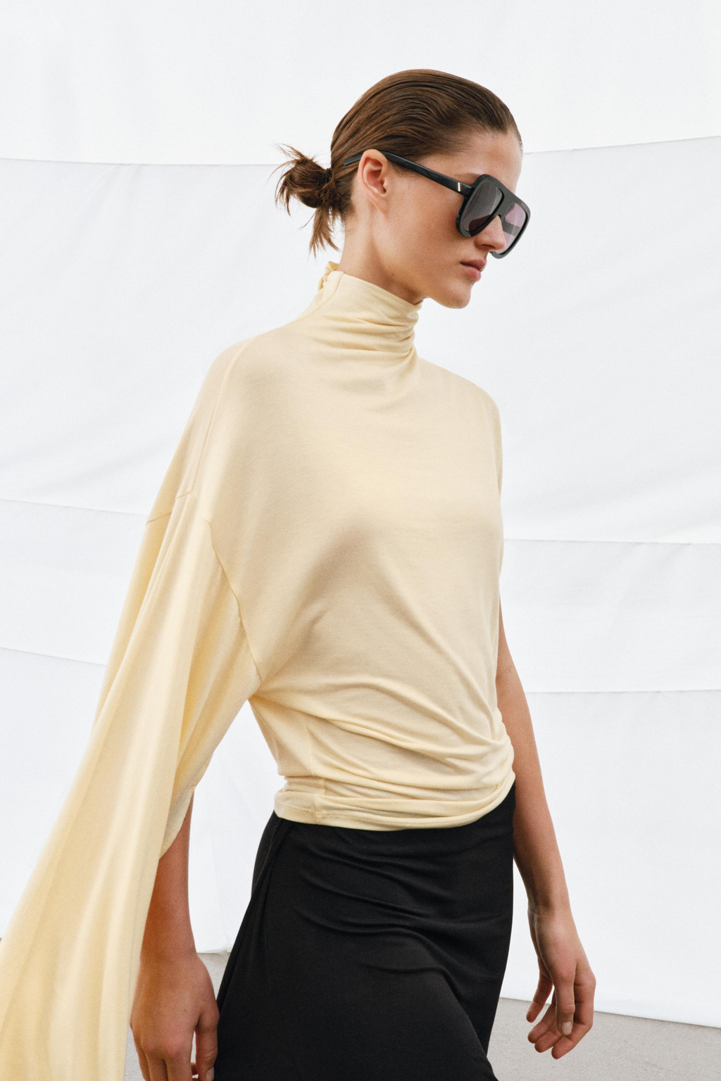 Spring Fashionable All Match Loose Vertical Asymmetric Top