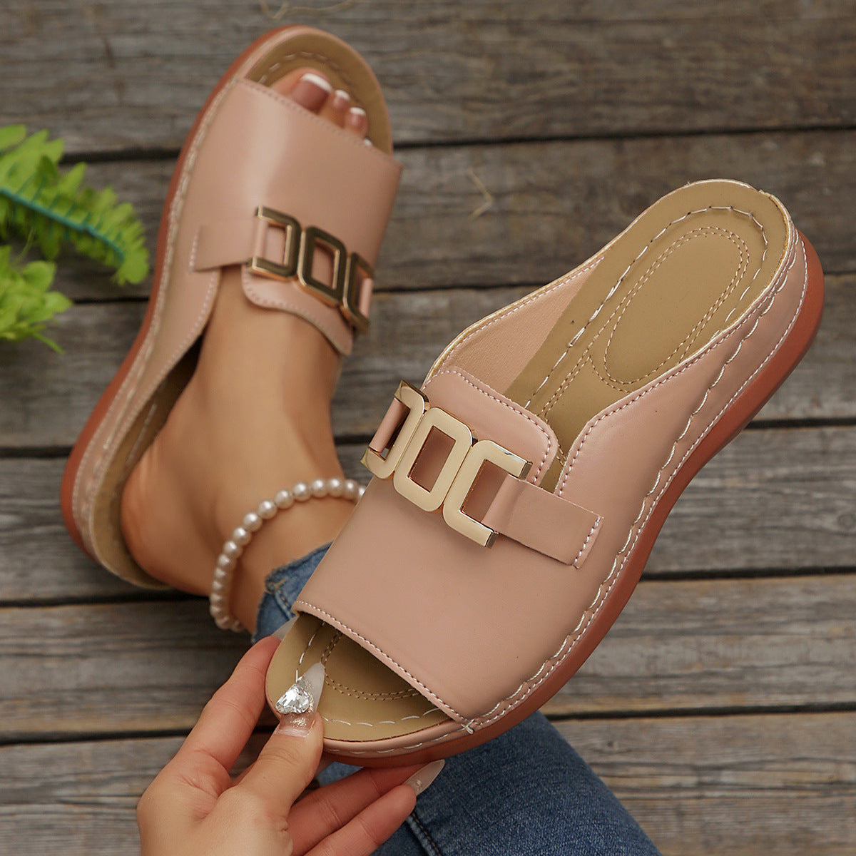 Southeast Asian Buckle Wedge Open Toe Slippers Women plus Size Metal Buckle Fish Mouth Beach Slippers