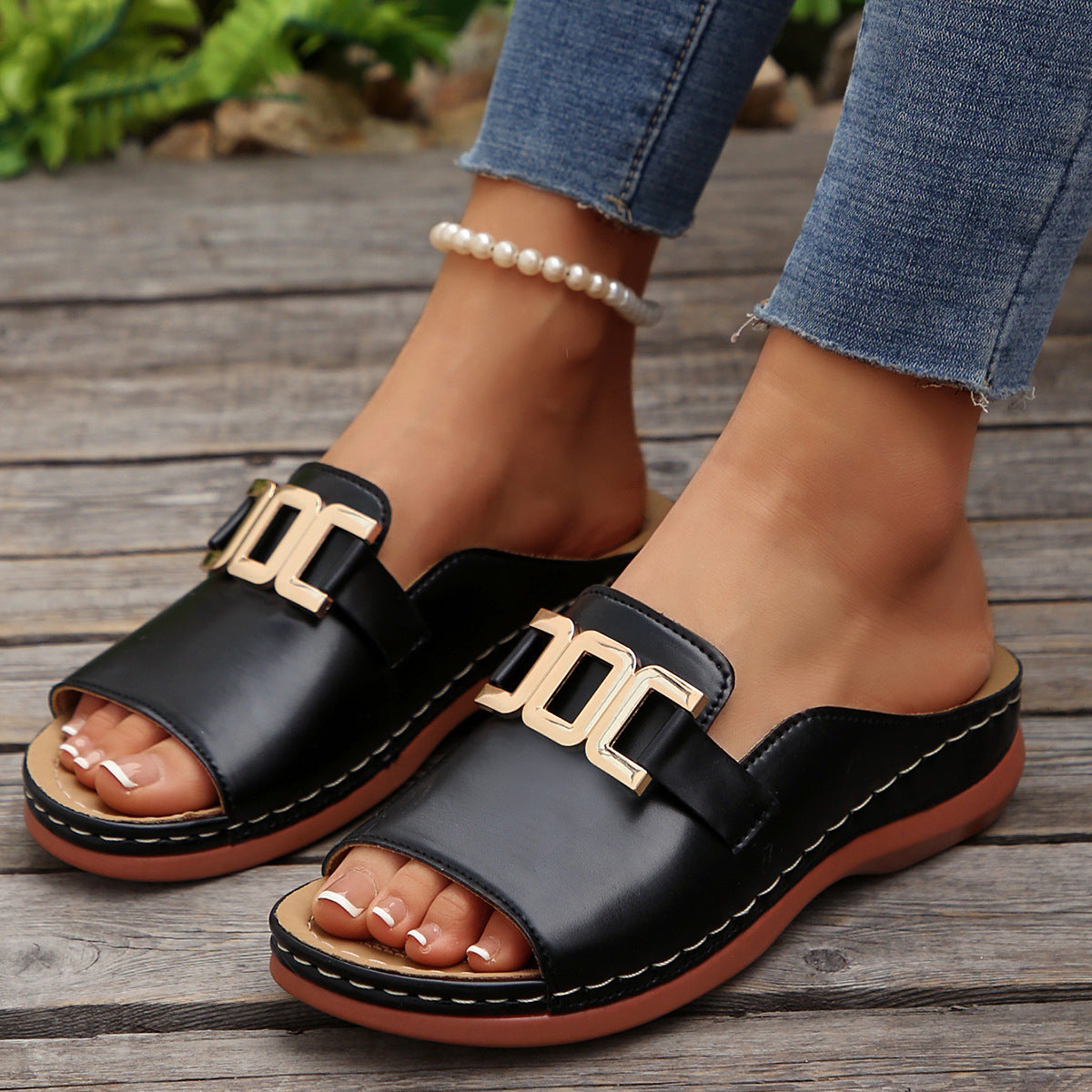 Southeast Asian Buckle Wedge Open Toe Slippers Women plus Size Metal Buckle Fish Mouth Beach Slippers