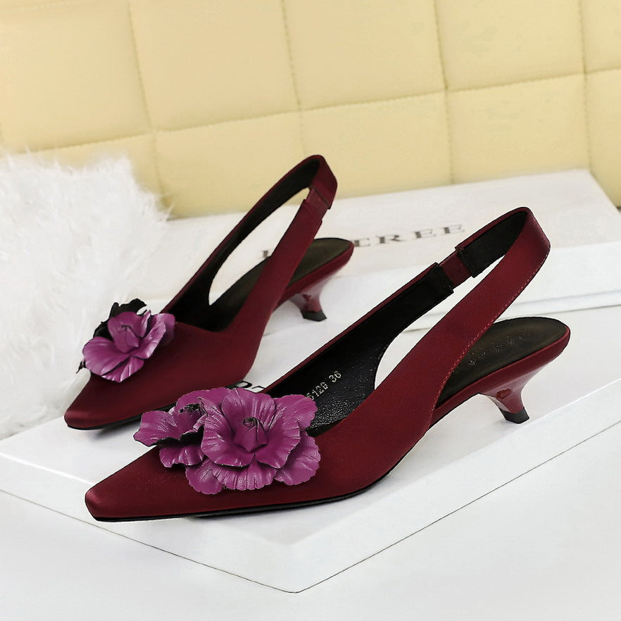 High Grade Floral Pointed Mid Heel Sandals Women Satin Hollow Out Cutout Back Back Strap Women Shoes Not Tired Feet