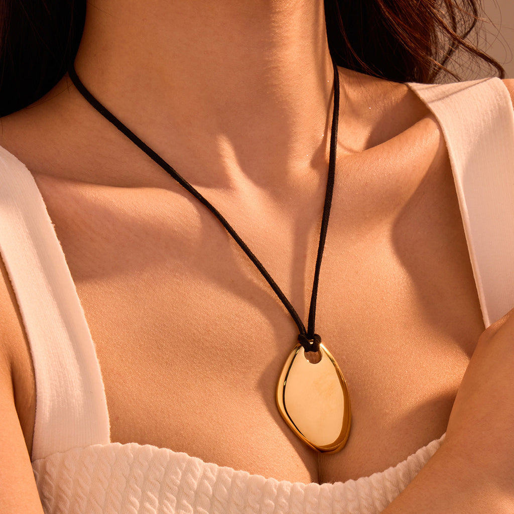 Geometric Abstract Simple Irregular Asymmetric Stainless Steel Necklace Surface High Grade Titanium Steel Embellished